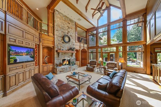 11211 Wachusett Road, House other with 5 bedrooms, 7 bathrooms and 14 parking in Woodway WA | Image 8