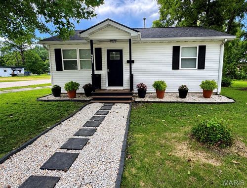 433 W Eldon St, Saint James, MO, 65559-1210 | Card Image