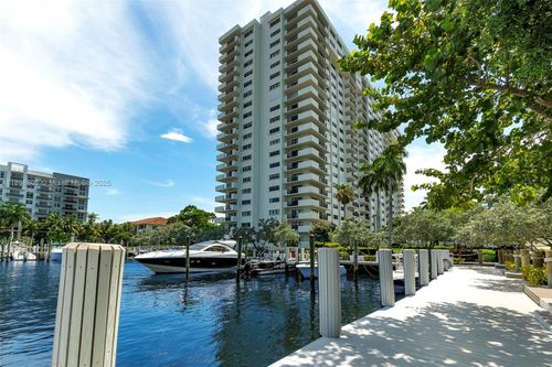apt-803-3200 Port Royale Dr N, Fort Lauderdale, FL, 33308-7804 | Card Image