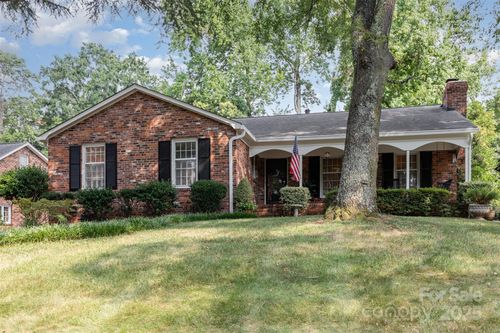 520 Moncure Dr, Charlotte, NC, 28209-3458 | Card Image