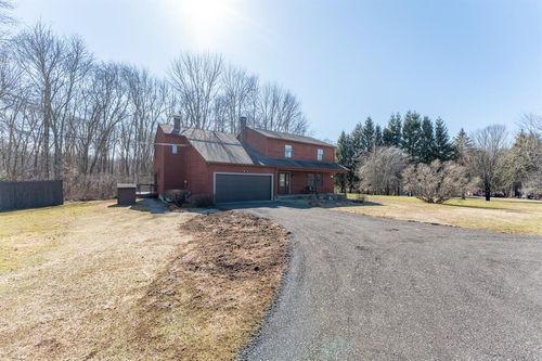 41 Margaret Henry Rd, Killingly, CT, 06239-3905 | Card Image