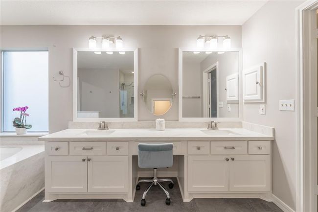4001 Spring Branch Dr W, House other with 5 bedrooms, 4 bathrooms and 2 parking in Pearland TX | Image 26