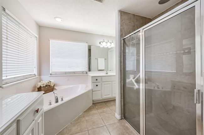extended shower | Image 15