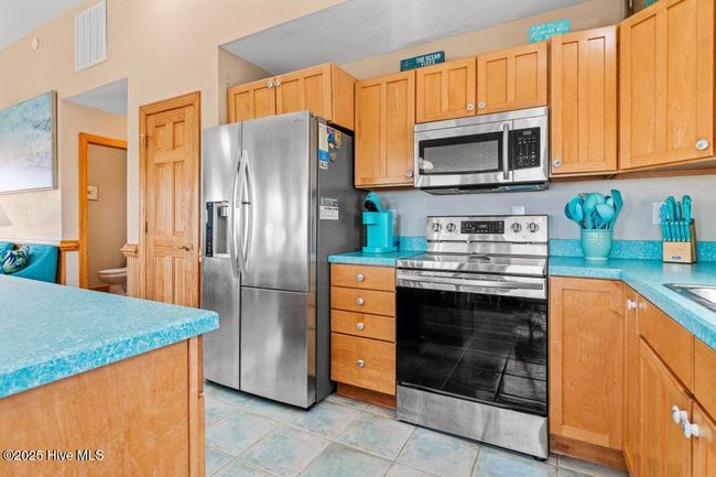 9706 S Old Oregon Inlet Rd, House other with 4 bedrooms, 5 bathrooms and null parking in Nags Head NC | Image 10