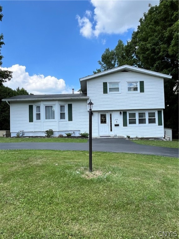Graston Ave, Syracuse, NY 13219