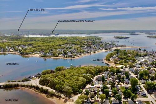 50 Highland Ave, Onset, MA, 02558-1901 | Card Image