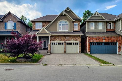 128 Montreal Cir, Stoney Creek, ON, L8E0C8 | Card Image
