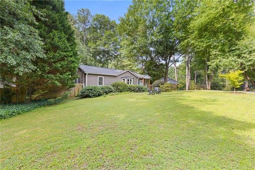 639 Scott Cir, Decatur, GA, 30033-4755 | Card Image