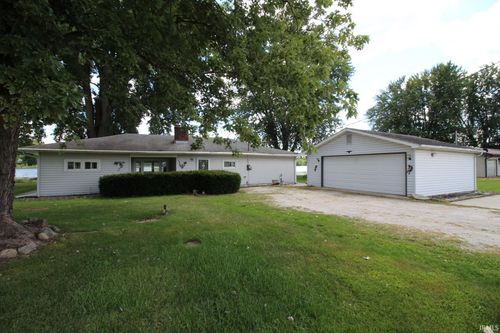 10758 N State Road 3, Kendallville, IN, 46755-9705 | Card Image
