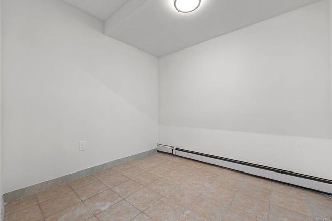4A - 84-09 Queens Blvd, Condo with 3 bedrooms, 2 bathrooms and null parking in Elmhurst NY | Image 5