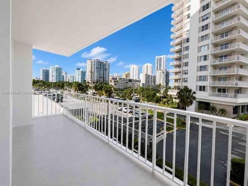 232-500 Bayview Dr, Sunny Isles Beach, FL, 33160-4780 | Card Image