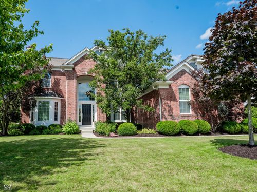 9310 Windrift Way, Zionsville, IN, 46077-8962 | Card Image