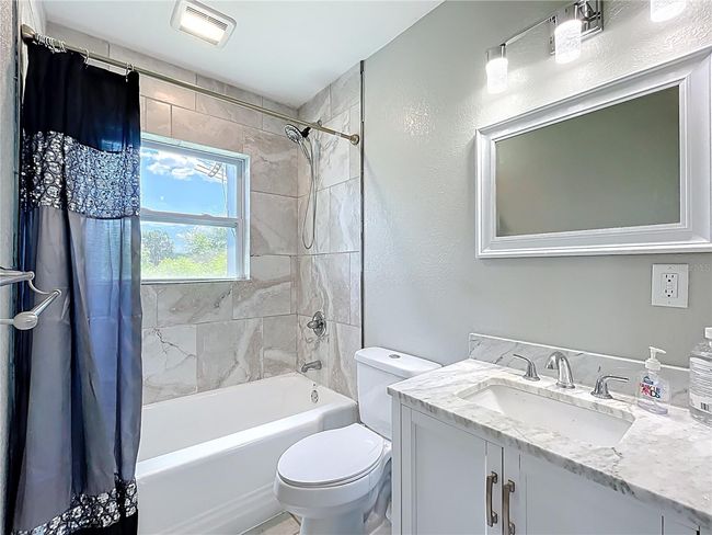 9506 Number Two Rd, House other with 3 bedrooms, 2 bathrooms and null parking in Howey In The Hills FL | Image 32