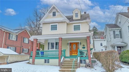 444 Hazle St, TAMAQUA, PA, 18252-2120 | Card Image