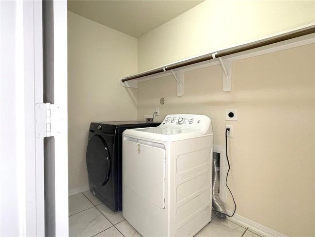 Laundry Room | Image 29