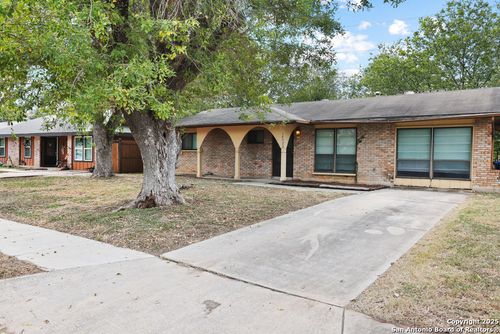 10922 Wayward Dr, San Antonio, TX, 78217-2830 | Card Image