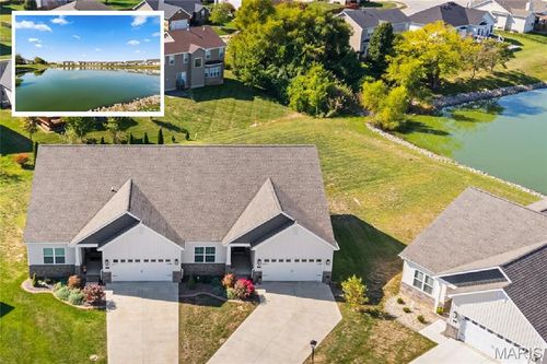 828 Applewood Creek Dr, Fairview Heights, IL, 62208-1015 | Card Image