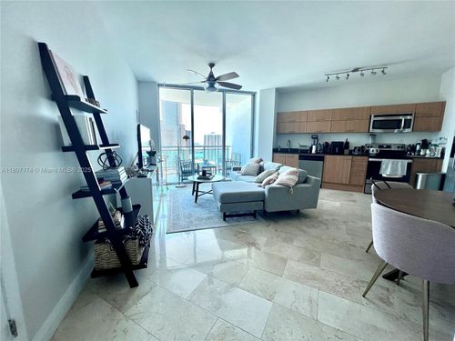 apt-3013-350 S Miami Ave, Miami, FL, 33130-1932 | Card Image