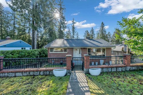 441 Tempe Cres, North Vancouver, BC, V7N1E7 | Card Image