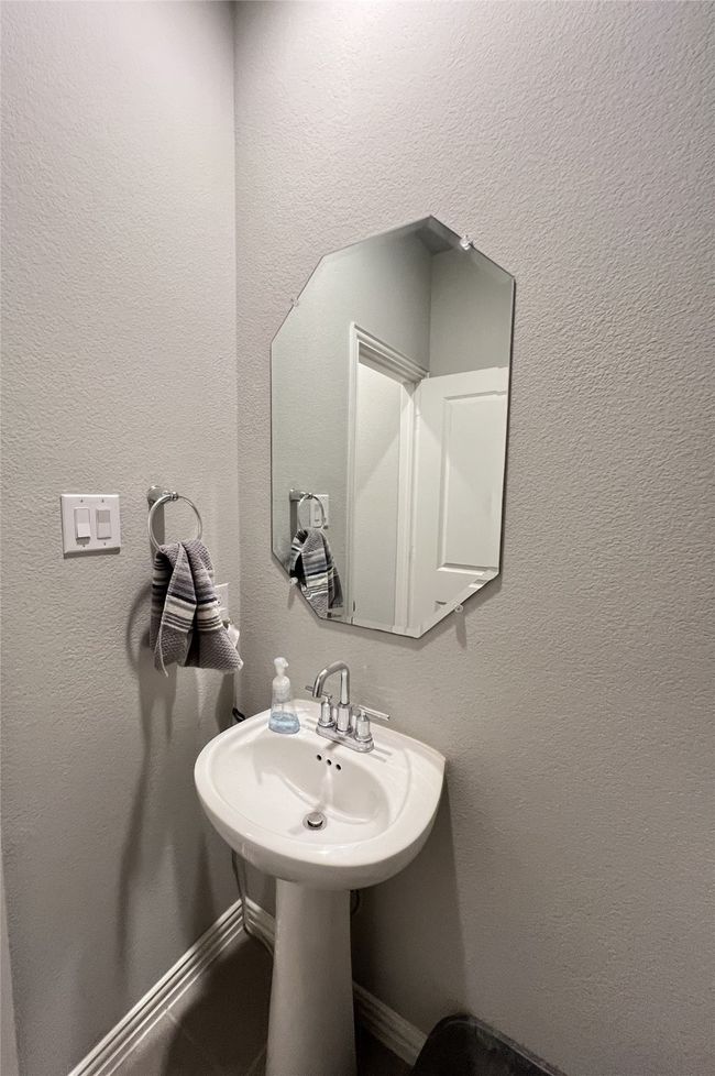 10532 Big Lagoon Dr, House other with 3 bedrooms, 3 bathrooms and null parking in Fort Worth TX | Image 25