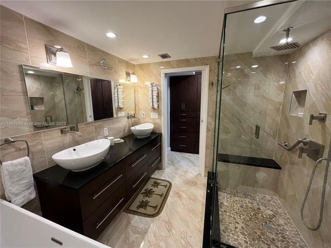 APT-2C - 4280 Galt Ocean Dr, Condo with 2 bedrooms, 2 bathrooms and null parking in Fort Lauderdale FL | Image 18
