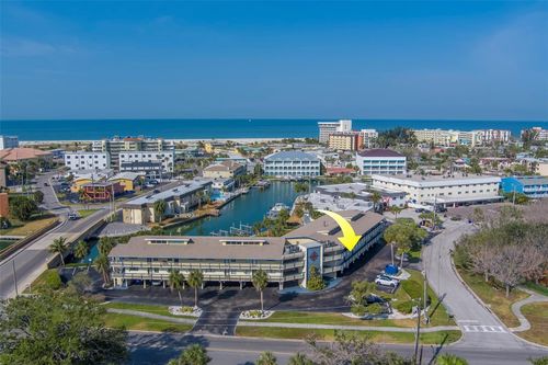 105-11650 Capri Cir S, TREASURE ISLAND, FL, 33706-4965 | Card Image