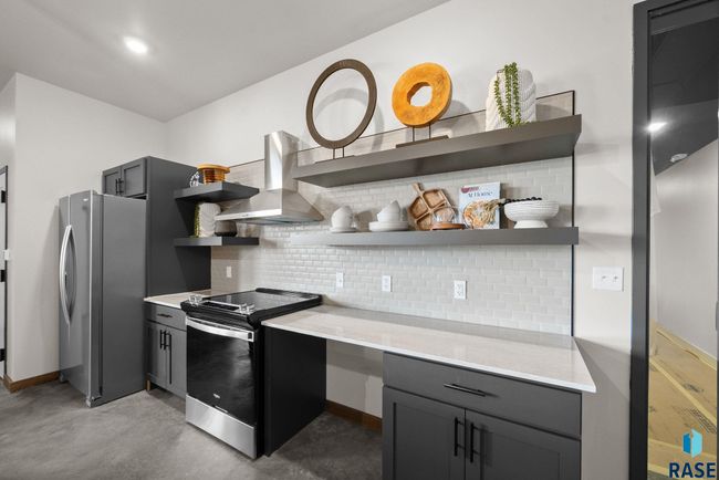 UNIT-102 - 151 E 4 Th Pl, Condo with 2 bedrooms, 3 bathrooms and null parking in Sioux Falls SD | Image 68