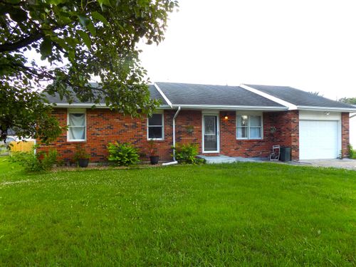 1008 E Fairview St, Centralia, MO, 65240-1710 | Card Image