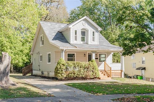46 Thames Ave, Bedford, OH, 44146-2026 | Card Image