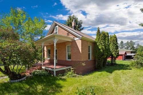 806 7th Ave W, Kalispell, MT, 59901-5261 | Card Image