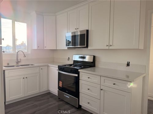 521 N 5th St, Blythe, CA, 92225-1220 | Card Image