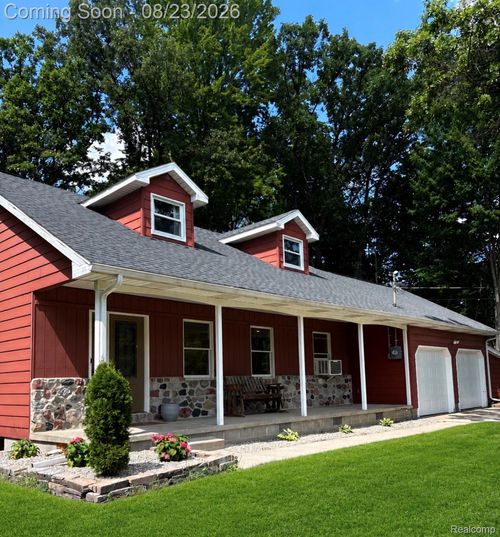 184 S 9 Mile Rd, Midland, MI, 48640-9062 | Card Image