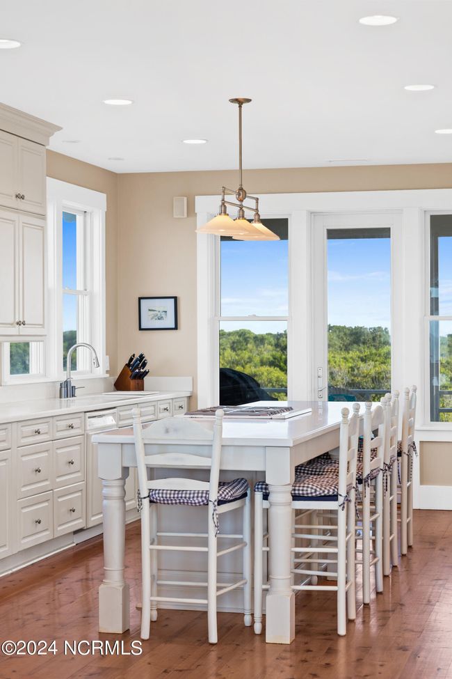985 S Bald Head Wynd, House other with 5 bedrooms, 5 bathrooms and 2 parking in Bald Head Island NC | Image 13