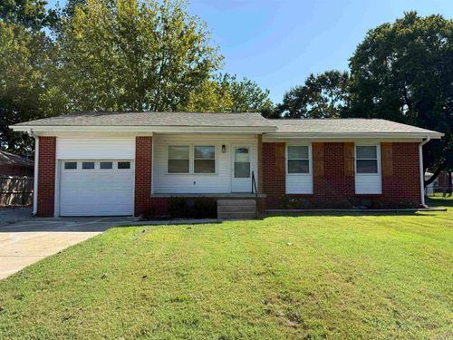 13 Sundale Cir, Paragould, AR, 72450-4051 | Card Image