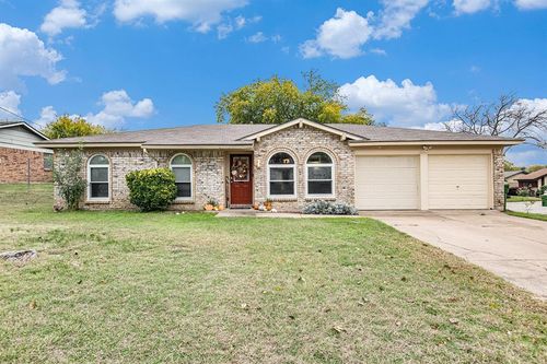 6100 Melody Lane, Watauga, TX, 76148 | Card Image