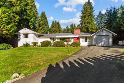 410 Hadden Dr, House other with 4 bedrooms, 3 bathrooms and 4 parking in West Vancouver BC | Image 1