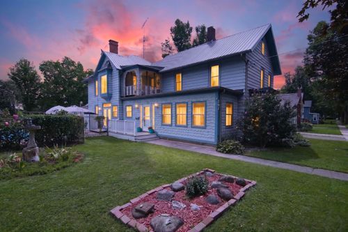 507 Grove St, Hudson, MI, 49247-1217 | Card Image