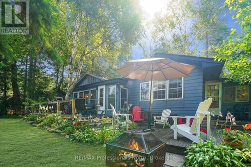 1066 Nystedt Lane, Minden Hills (Snowdon), ON, K0M2K0 | Card Image
