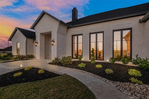 134 Sunflower St, Lorena, TX, 76655-3690 | Card Image