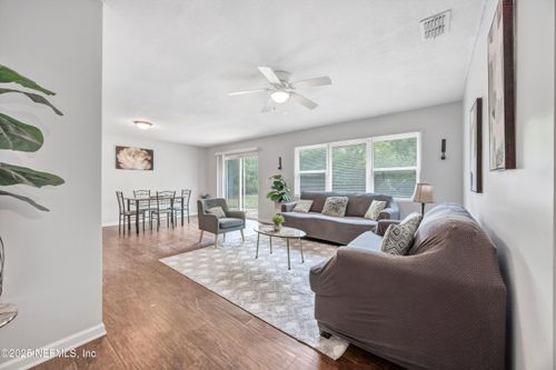 8390 Scottish Ct, Jacksonville, FL, 32244-2451 | Card Image