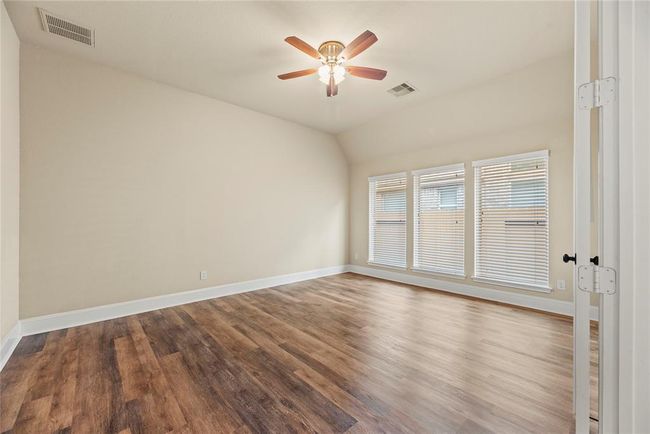 Here we have a game room. | Image 20
