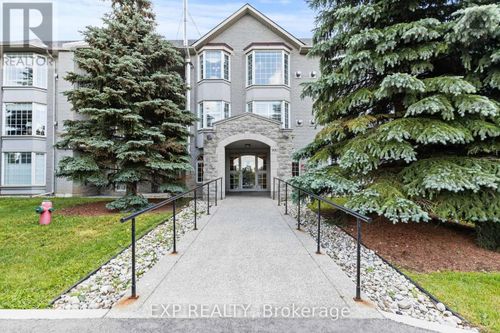 301-990 Golf Links Rd, Ancaster, ON, L9K1J8 | Card Image
