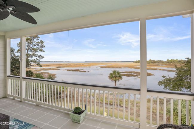 40 Front Street, House other with 5 bedrooms, 3 bathrooms and null parking in St. Helena Island SC | Image 4