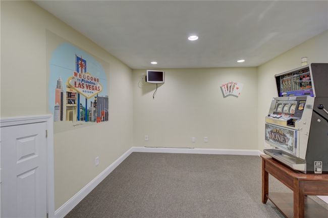 34 Ledgefield Rd, House other with 6 bedrooms, 6 bathrooms and 10 parking in Scituate RI | Image 36