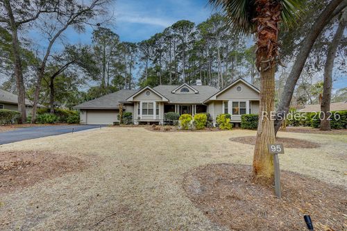 95 Club Course Dr, Hilton Head Island, SC, 29928-3127 | Card Image