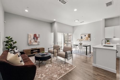 unit-40-2290 N Fitzhugh Ave, Dallas, TX, 75204-3437 | Card Image
