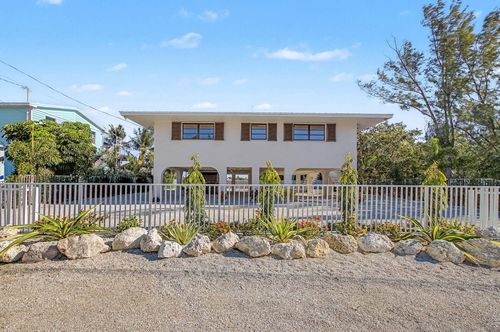 130 Brian Rd, Marathon, FL, 33050-2914 | Card Image