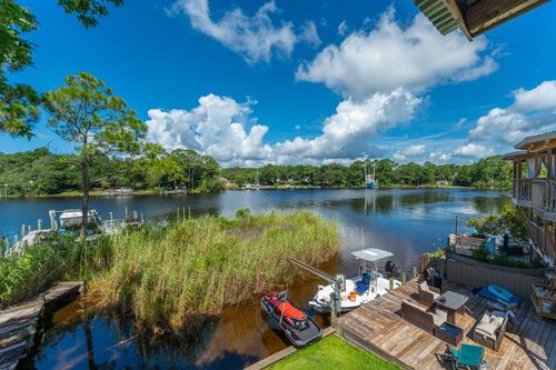 apt-22-200 White St, Niceville, FL, 32578-2964 | Card Image