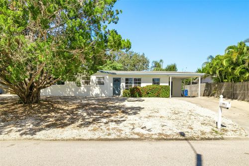 2553 Tulip St, SARASOTA, FL, 34239-6336 | Card Image
