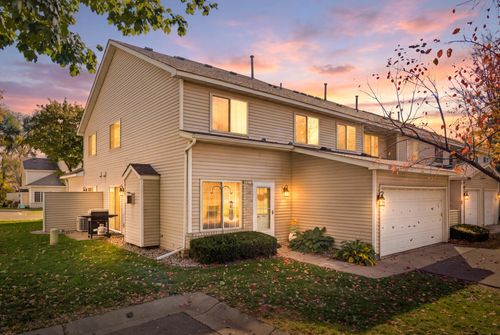 2260 Williams Dr, Burnsville, MN, 55337-2010 | Card Image